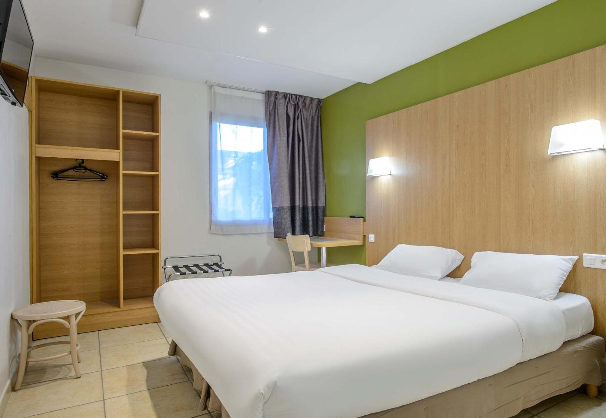 Hotel Active, Parking Securise Gratuit